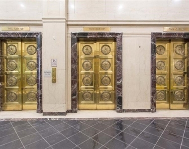 717 Liberty Ave - Photo Thumbnail 9