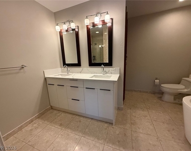 4525 Dean Martin Drive - Photo Thumbnail 10