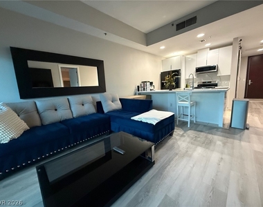 4525 Dean Martin Drive - Photo Thumbnail 2
