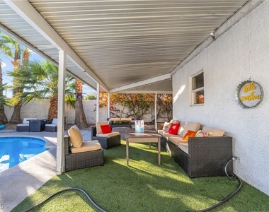 2419 Vegas Valley Drive - Photo Thumbnail 41