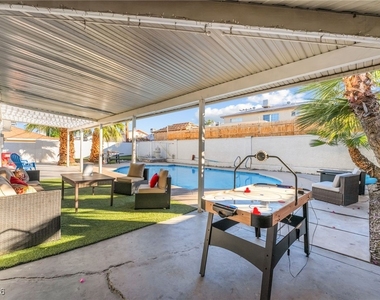 2419 Vegas Valley Drive - Photo Thumbnail 34