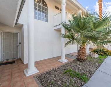 2419 Vegas Valley Drive - Photo Thumbnail 3