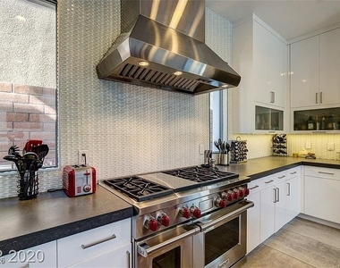 54 Coralwood Drive - Photo Thumbnail 13