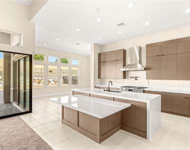 11014 Horizon Ledge Avenue - Photo Thumbnail 16