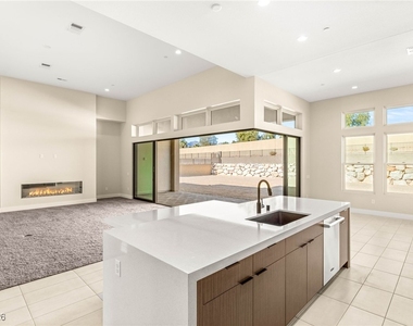 11014 Horizon Ledge Avenue - Photo Thumbnail 14