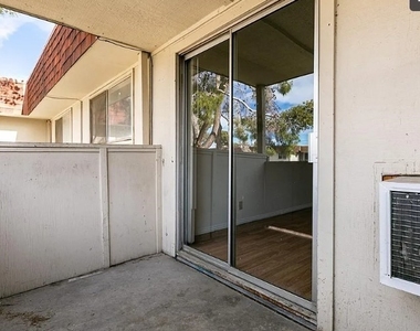 5440 Swenson Street - Photo Thumbnail 7