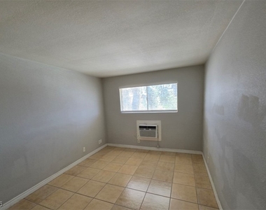 5440 Swenson Street - Photo Thumbnail 5