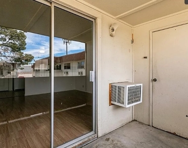 5440 Swenson Street - Photo Thumbnail 6