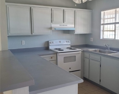 5390 Swenson Street - Photo Thumbnail 3