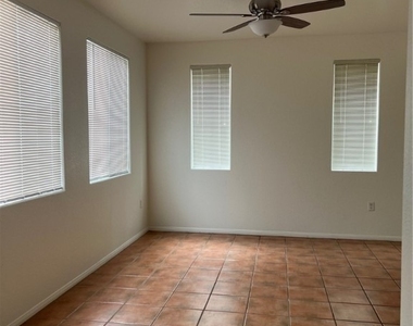 10201 Deerfield Beach Avenue - Photo Thumbnail 7