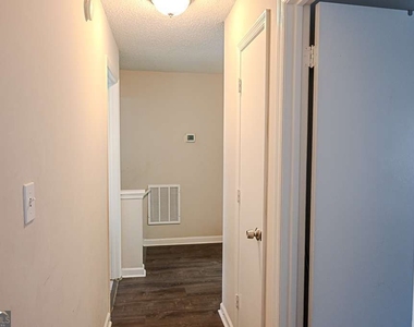 5393 Kirk Drive - Photo Thumbnail 24