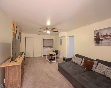 5393 Kirk Drive - Photo Thumbnail 13