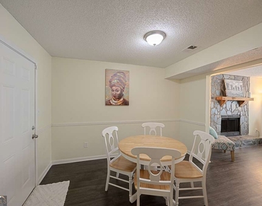5393 Kirk Drive - Photo Thumbnail 10