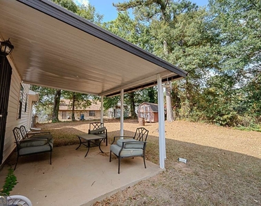 5393 Kirk Drive - Photo Thumbnail 5