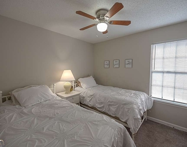 5393 Kirk Drive - Photo Thumbnail 17