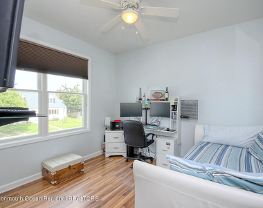 207 Ceylon Avenue - Photo Thumbnail 12