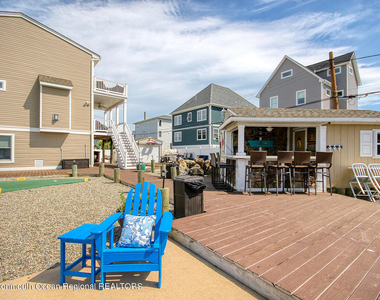 207 Ceylon Avenue - Photo Thumbnail 45