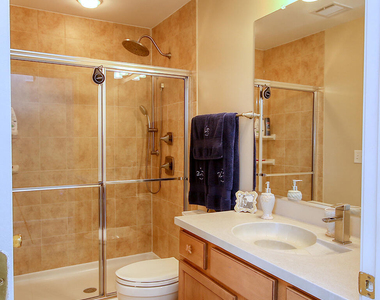 207 Ceylon Avenue - Photo Thumbnail 17