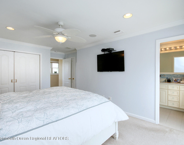 207 Ceylon Avenue - Photo Thumbnail 25