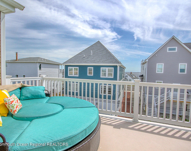 207 Ceylon Avenue - Photo Thumbnail 30