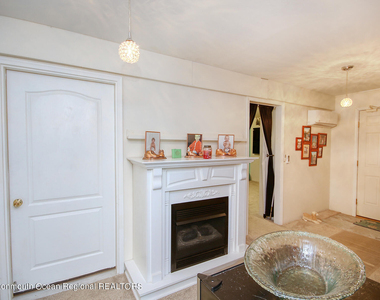 207 Ceylon Avenue - Photo Thumbnail 33