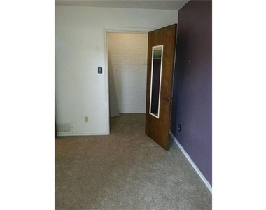 1724 W Sanford Street - Photo Thumbnail 3
