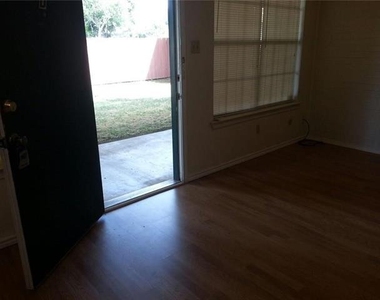 1724 W Sanford Street - Photo Thumbnail 6