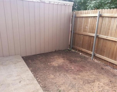 1724 W Sanford Street - Photo Thumbnail 19
