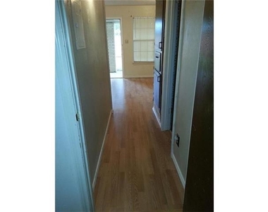 1724 W Sanford Street - Photo Thumbnail 4