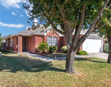 9104 Norfolk Lane - Photo Thumbnail 1