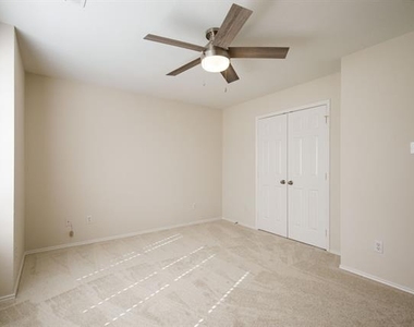 9104 Norfolk Lane - Photo Thumbnail 24