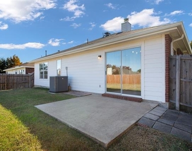 9104 Norfolk Lane - Photo Thumbnail 33