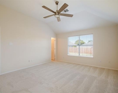 9104 Norfolk Lane - Photo Thumbnail 18