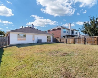 9104 Norfolk Lane - Photo Thumbnail 30