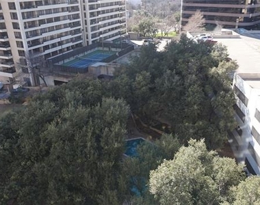 3883 Turtle Creek Boulevard - Photo Thumbnail 2