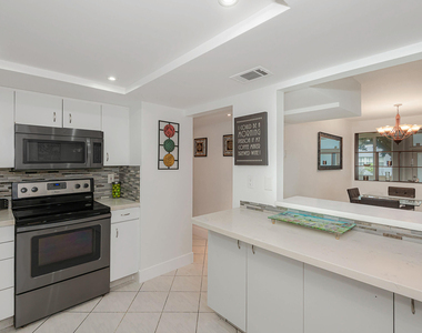 1333 E Hallandale Beach Boulevard - Photo Thumbnail 13