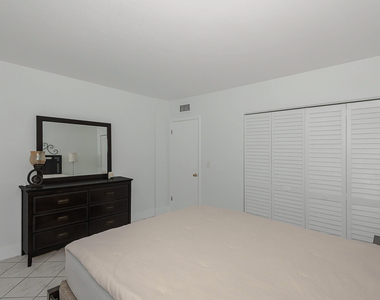 1333 E Hallandale Beach Boulevard - Photo Thumbnail 23