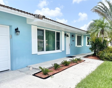 3509 Nw 25th Way - Photo Thumbnail 1