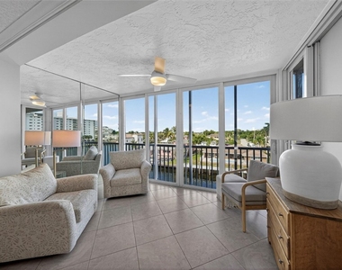 3180 Ne 48th Court - Photo Thumbnail 12