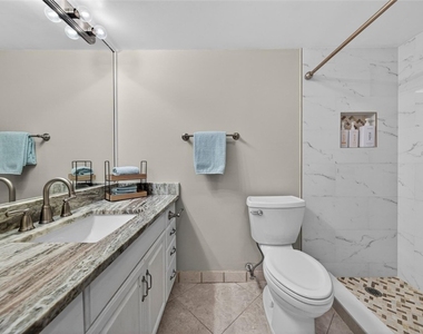 3180 Ne 48th Court - Photo Thumbnail 18