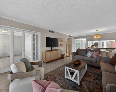 3180 Ne 48th Court - Photo Thumbnail 26