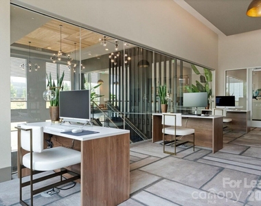 500 W Trade Street - Photo Thumbnail 8