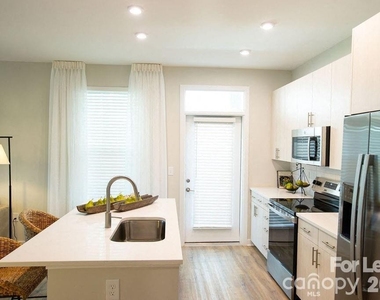 102 Kennedy Ridge Way - Photo Thumbnail 26