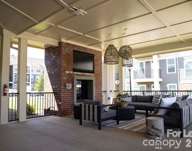 102 Kennedy Ridge Way - Photo Thumbnail 24