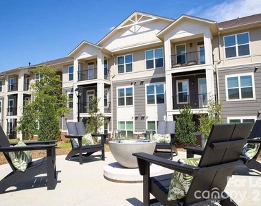 102 Kennedy Ridge Way - Photo Thumbnail 21