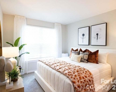 102 Kennedy Ridge Way - Photo Thumbnail 27
