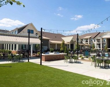 102 Kennedy Ridge Way - Photo Thumbnail 23