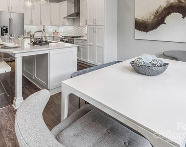 2426 Vail Avenue - Photo Thumbnail 17