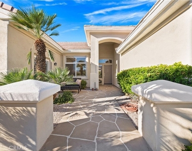 36627 Crown Street - Photo Thumbnail 4