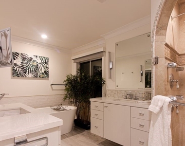 16 North Stonington - Photo Thumbnail 30